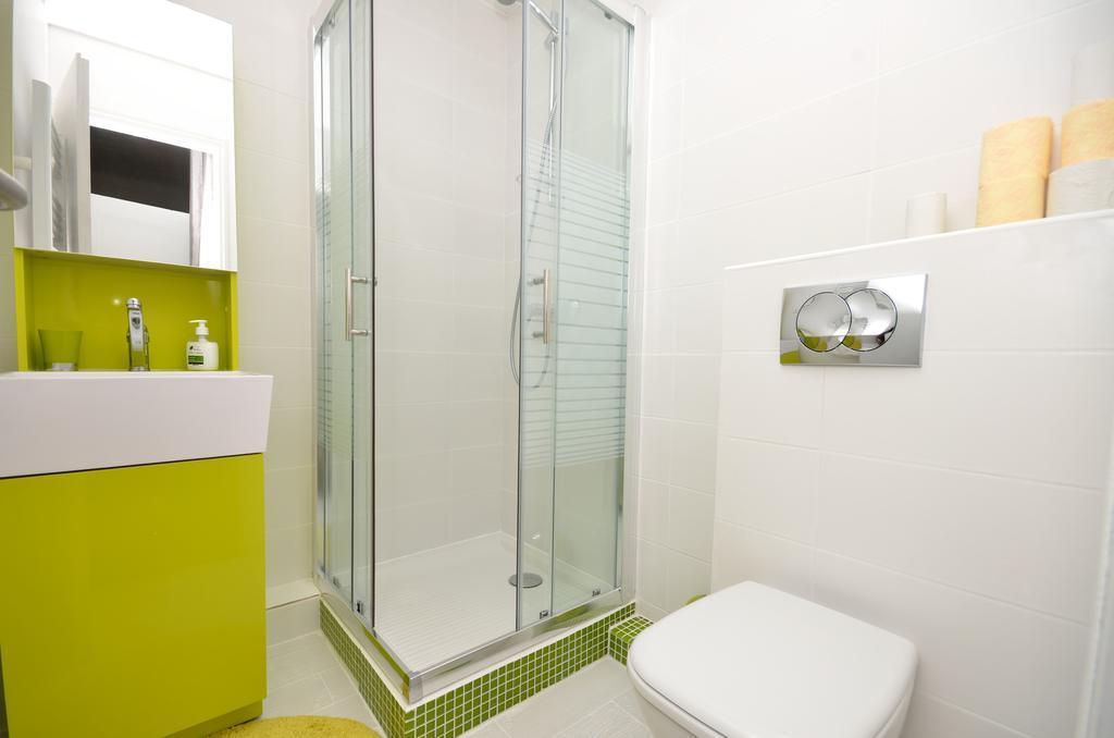 One Bedroom Apartment Palais Des Festivals Канни Екстер'єр фото