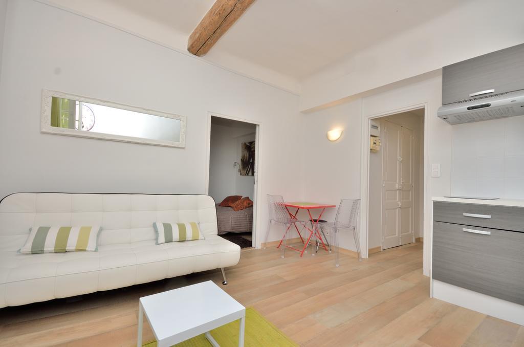 One Bedroom Apartment Palais Des Festivals Канни Номер фото